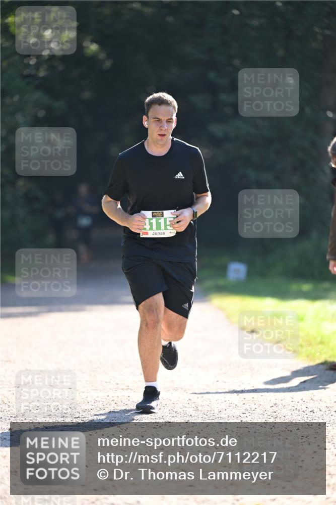 22.09.2024 - 32. Volkslauf durch das schöne Alstertal Dr. Thomas Lammeyer http://msf.ph/oto/7112217 22.09.2024 10:54:45 Laufen 4115 meine-sportfotos.de