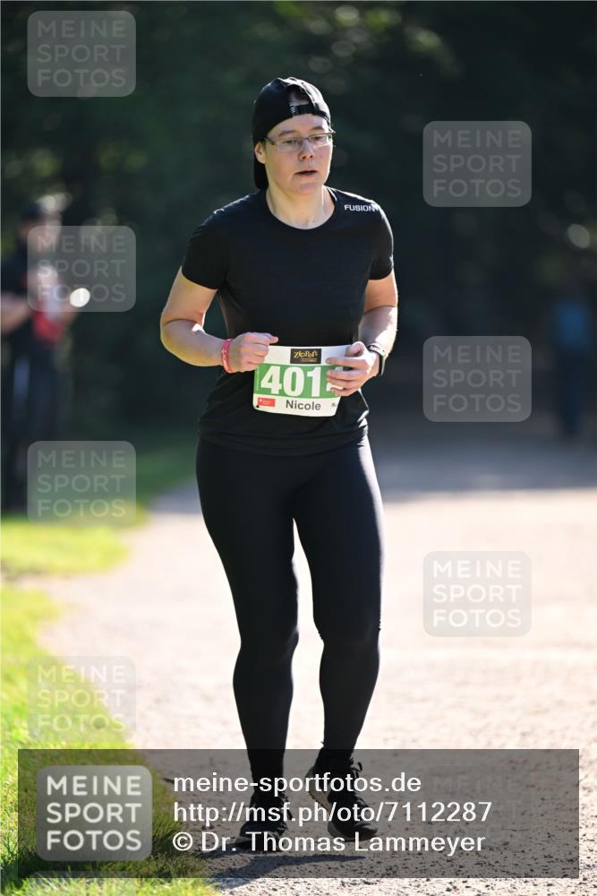 22.09.2024 - 32. Volkslauf durch das schöne Alstertal Dr. Thomas Lammeyer http://msf.ph/oto/7112287 22.09.2024 10:55:08 Laufen 1401 meine-sportfotos.de