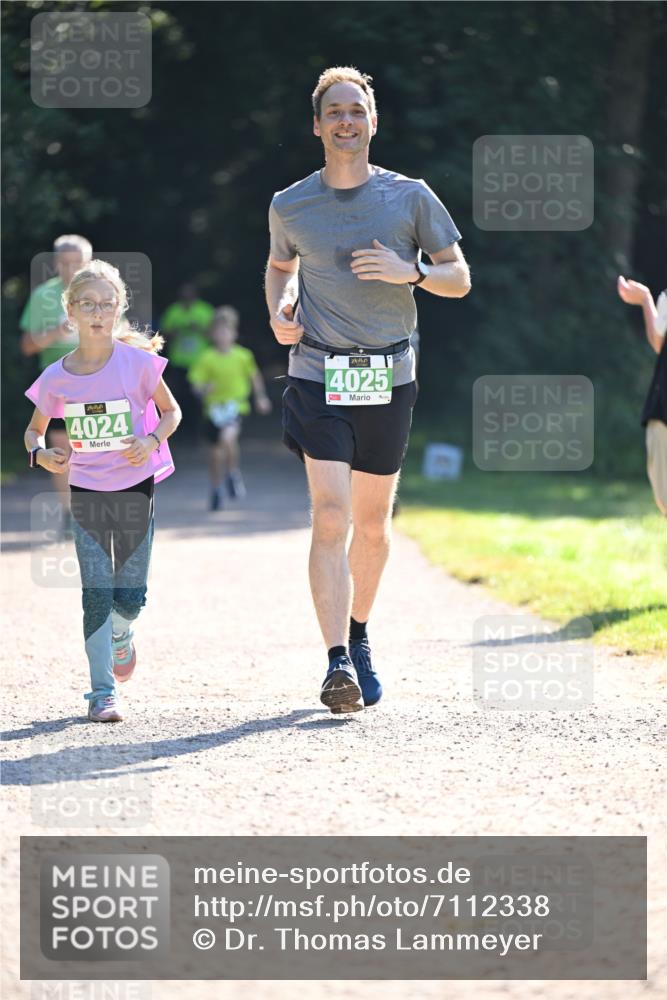 22.09.2024 - 32. Volkslauf durch das schöne Alstertal Dr. Thomas Lammeyer http://msf.ph/oto/7112338 22.09.2024 10:55:37 Laufen 4024, 4025 meine-sportfotos.de