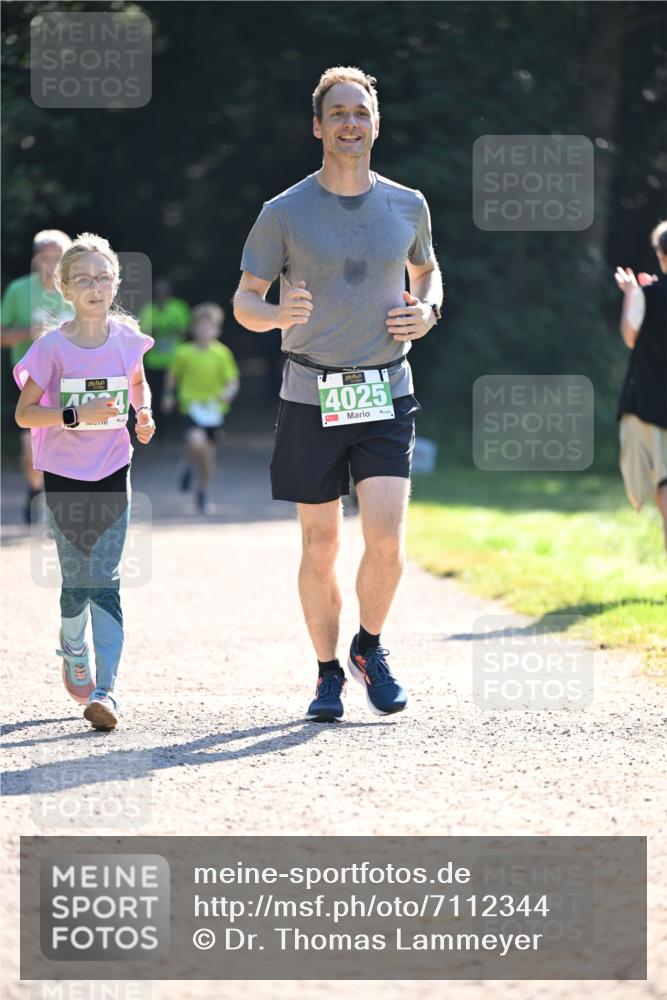 22.09.2024 - 32. Volkslauf durch das schöne Alstertal Dr. Thomas Lammeyer http://msf.ph/oto/7112344 22.09.2024 10:55:37 Laufen 4, 4025 meine-sportfotos.de