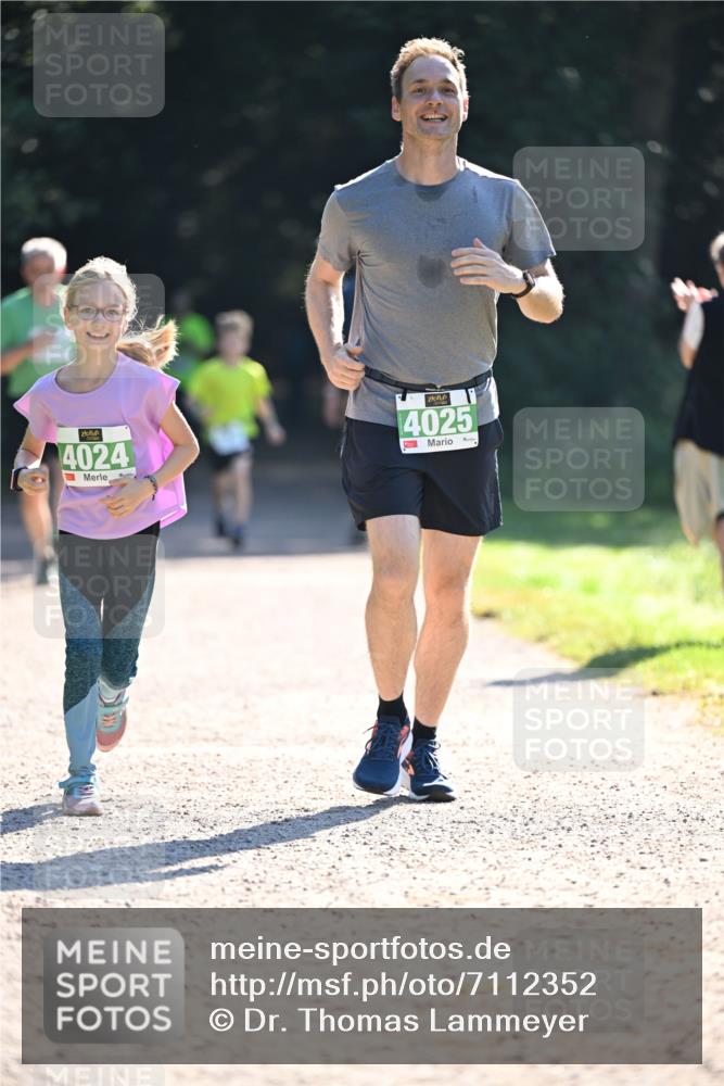 22.09.2024 - 32. Volkslauf durch das schöne Alstertal Dr. Thomas Lammeyer http://msf.ph/oto/7112352 22.09.2024 10:55:37 Laufen 4024, 4025, 1 meine-sportfotos.de