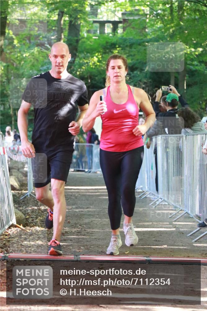 22.09.2024 - 32. Volkslauf durch das schöne Alstertal H.Heesch http://msf.ph/oto/7112354 22.09.2024 10:56:45 Ziel  meine-sportfotos.de