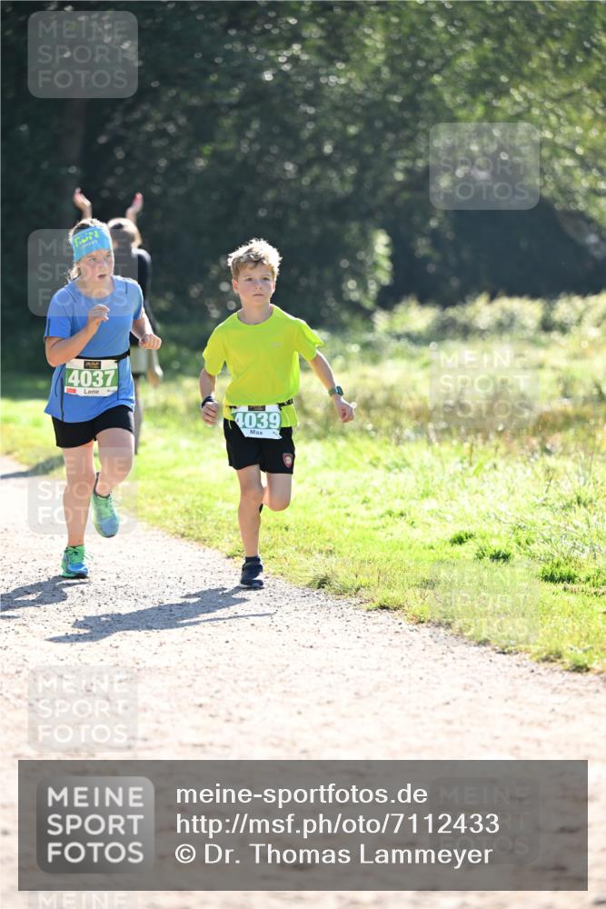 22.09.2024 - 32. Volkslauf durch das schöne Alstertal Dr. Thomas Lammeyer http://msf.ph/oto/7112433 22.09.2024 10:55:43 Laufen 4037, 4039 meine-sportfotos.de