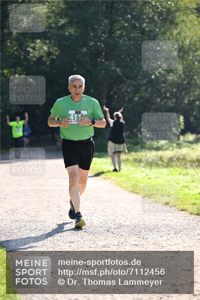22.09.2024 - 32. Volkslauf durch das schöne Alstertal Dr. Thomas Lammeyer http://msf.ph/oto/7112456 22.09.2024 10:55:45 Laufen 41 meine-sportfotos.de