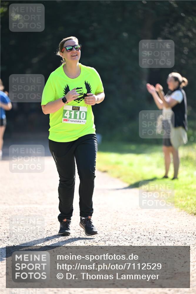 22.09.2024 - 32. Volkslauf durch das schöne Alstertal Dr. Thomas Lammeyer http://msf.ph/oto/7112529 22.09.2024 10:55:53 Laufen 4110 meine-sportfotos.de