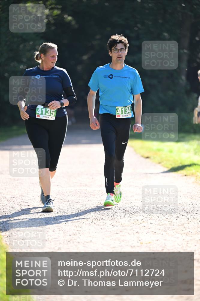 22.09.2024 - 32. Volkslauf durch das schöne Alstertal Dr. Thomas Lammeyer http://msf.ph/oto/7112724 22.09.2024 10:56:22 Laufen 4135, 4134 meine-sportfotos.de