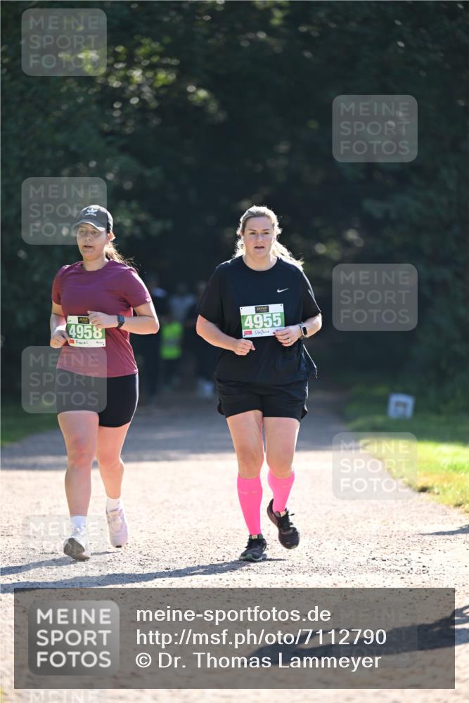 22.09.2024 - 32. Volkslauf durch das schöne Alstertal Dr. Thomas Lammeyer http://msf.ph/oto/7112790 22.09.2024 10:56:38 Laufen 4958, 4955 meine-sportfotos.de
