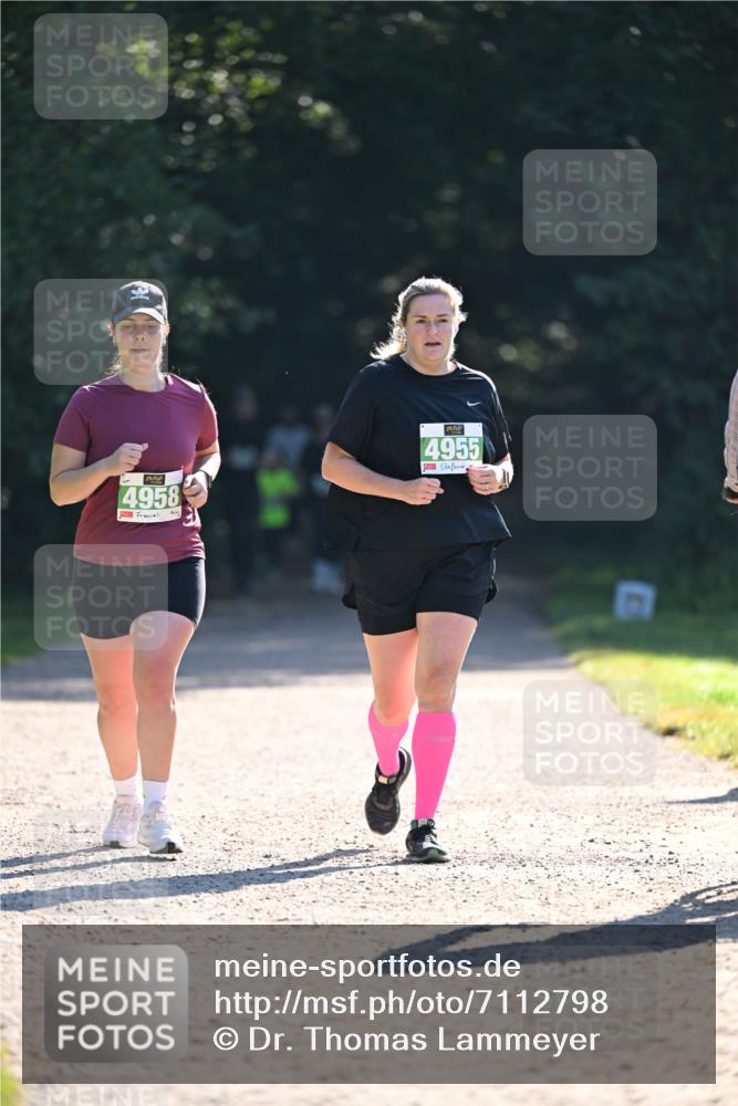 22.09.2024 - 32. Volkslauf durch das schöne Alstertal Dr. Thomas Lammeyer http://msf.ph/oto/7112798 22.09.2024 10:56:38 Laufen 4958, 4955 meine-sportfotos.de