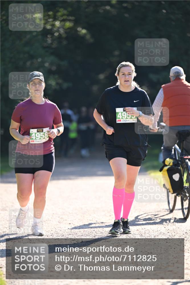 22.09.2024 - 32. Volkslauf durch das schöne Alstertal Dr. Thomas Lammeyer http://msf.ph/oto/7112825 22.09.2024 10:56:39 Laufen 4958, 4955 meine-sportfotos.de