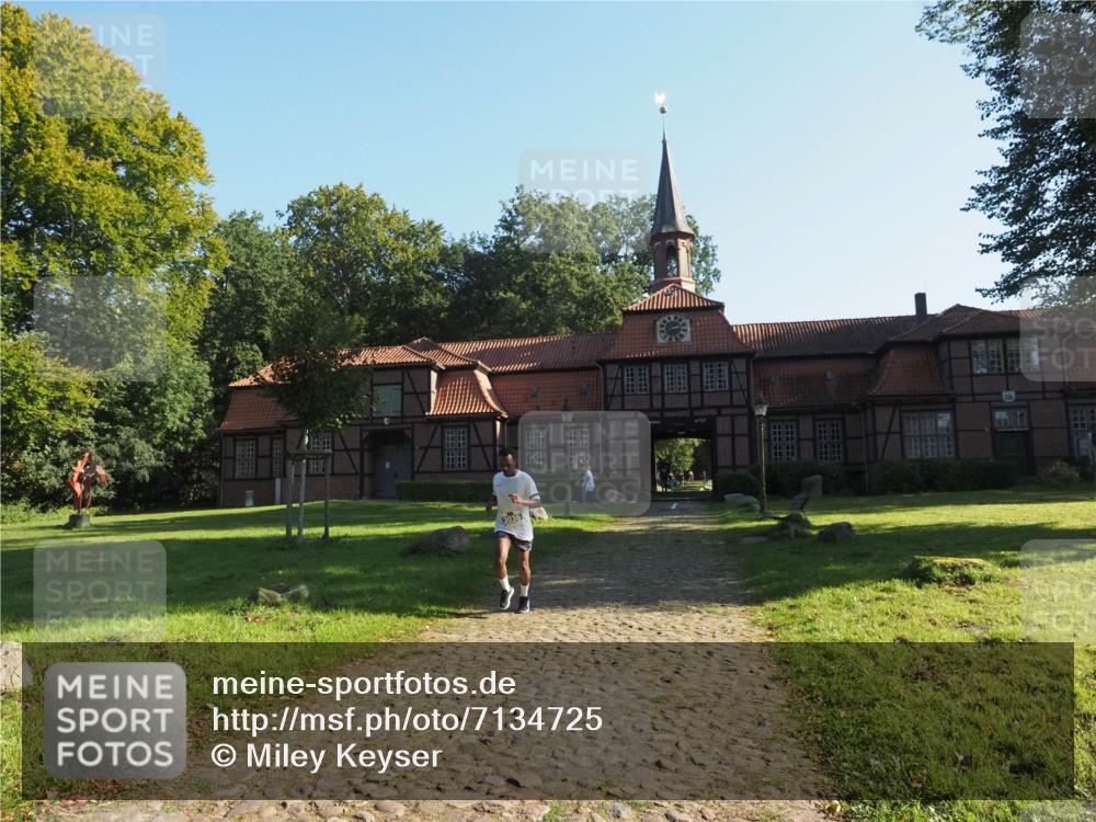 22.09.2024 - 32. Volkslauf durch das schöne Alstertal Miley Keyser http://msf.ph/oto/7134725 22.09.2024 10:56:31 Laufen 3036, 4757 meine-sportfotos.de