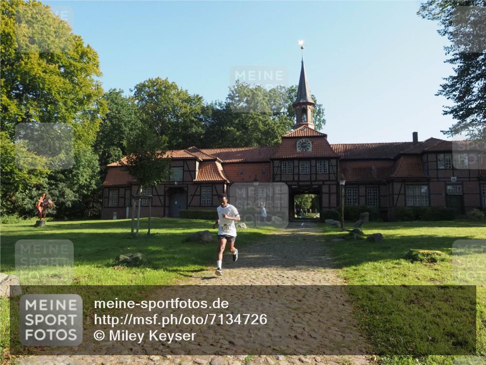 22.09.2024 - 32. Volkslauf durch das schöne Alstertal Miley Keyser http://msf.ph/oto/7134726 22.09.2024 10:56:31 Laufen 4757 meine-sportfotos.de