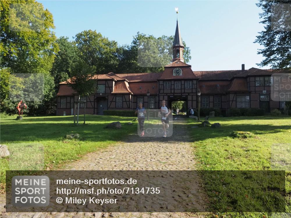 22.09.2024 - 32. Volkslauf durch das schöne Alstertal Miley Keyser http://msf.ph/oto/7134735 22.09.2024 10:56:20 Laufen 32, 1, 3737 meine-sportfotos.de