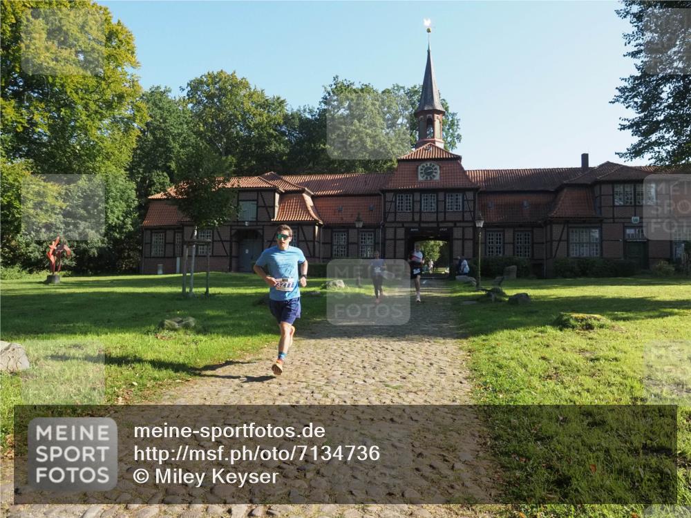 22.09.2024 - 32. Volkslauf durch das schöne Alstertal Miley Keyser http://msf.ph/oto/7134736 22.09.2024 10:56:18 Laufen 3277 meine-sportfotos.de
