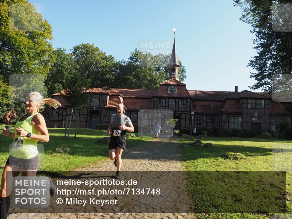 22.09.2024 - 32. Volkslauf durch das schöne Alstertal Miley Keyser http://msf.ph/oto/7134748 22.09.2024 10:56:14 Laufen 3404 meine-sportfotos.de