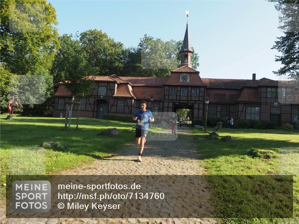 22.09.2024 - 32. Volkslauf durch das schöne Alstertal Miley Keyser http://msf.ph/oto/7134760 22.09.2024 10:56:07 Laufen 3282 meine-sportfotos.de