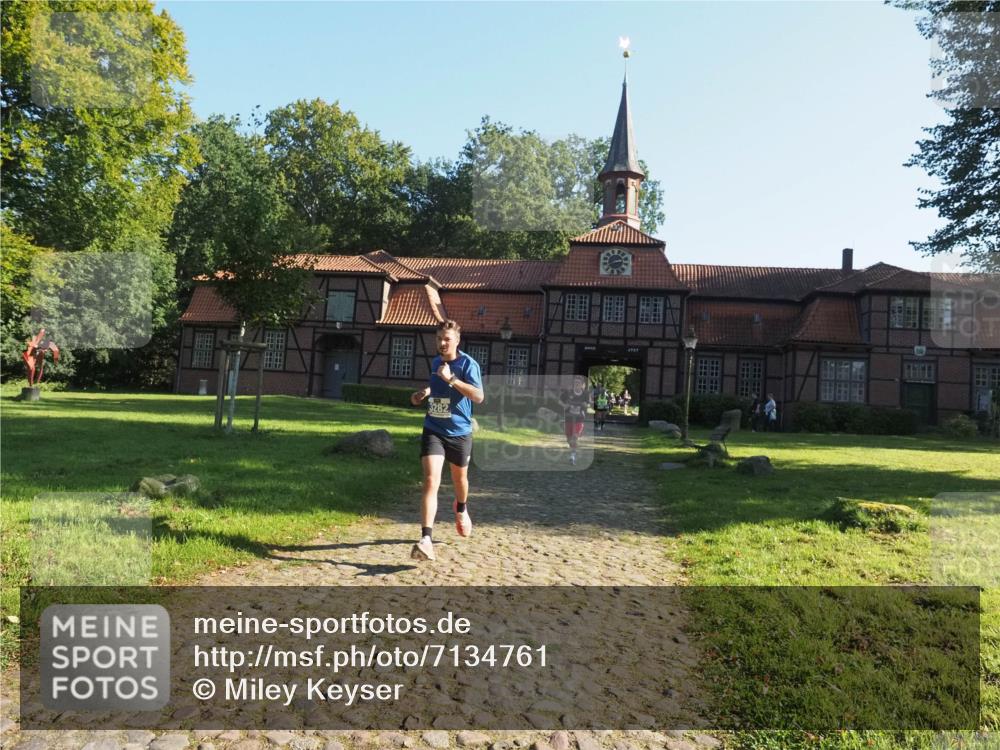 22.09.2024 - 32. Volkslauf durch das schöne Alstertal Miley Keyser http://msf.ph/oto/7134761 22.09.2024 10:56:08 Laufen 3282 meine-sportfotos.de