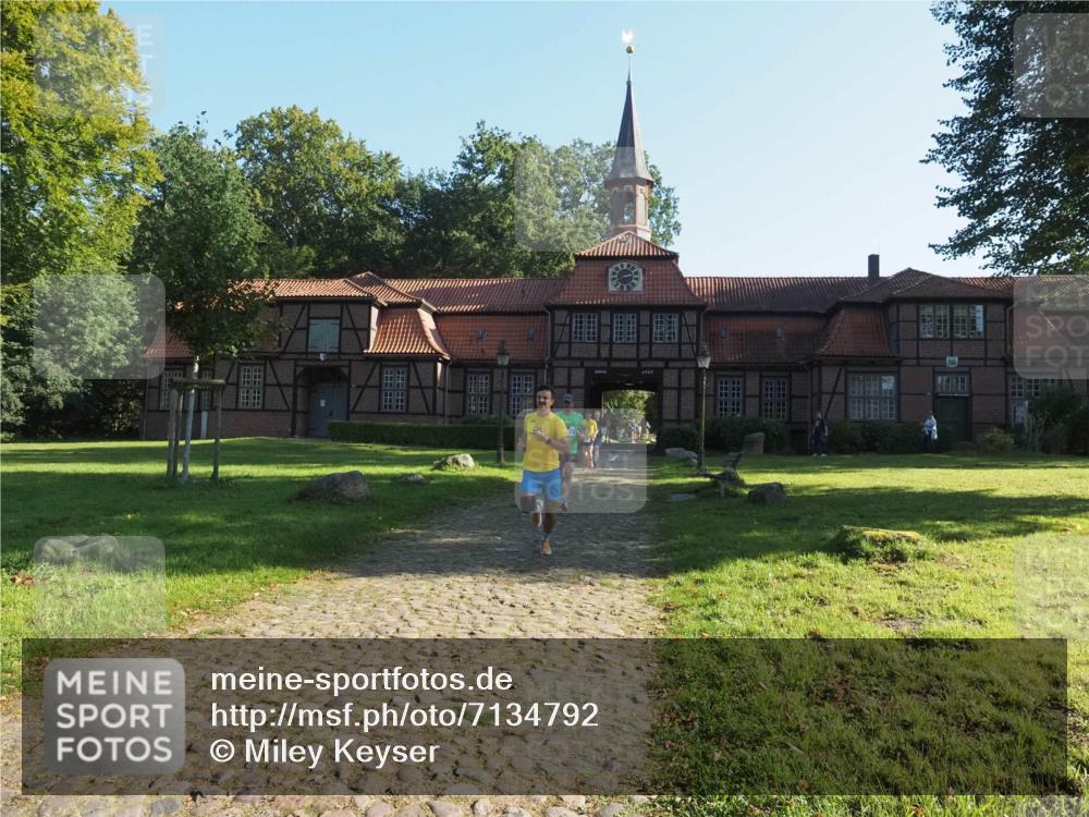 22.09.2024 - 32. Volkslauf durch das schöne Alstertal Miley Keyser http://msf.ph/oto/7134792 22.09.2024 10:55:55 Laufen 4757 meine-sportfotos.de