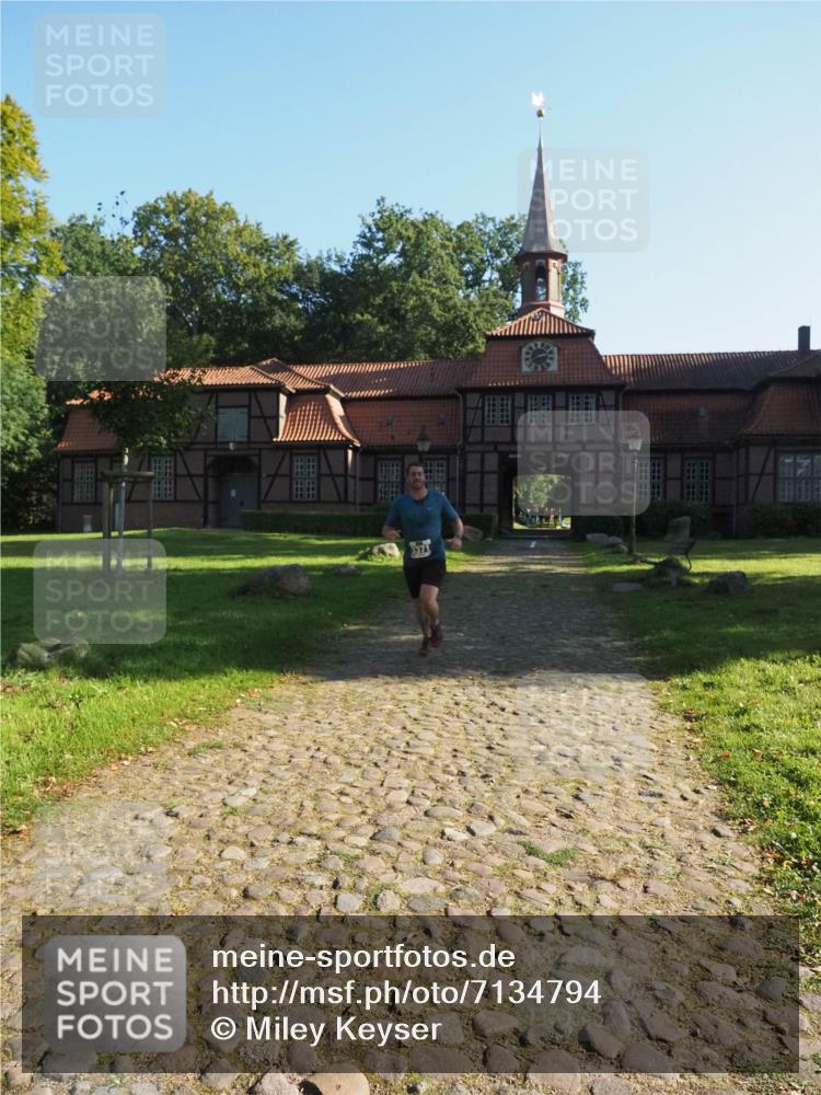 22.09.2024 - 32. Volkslauf durch das schöne Alstertal Miley Keyser http://msf.ph/oto/7134794 22.09.2024 10:55:41 Laufen  meine-sportfotos.de