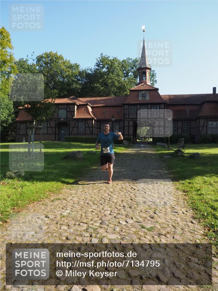 22.09.2024 - 32. Volkslauf durch das schöne Alstertal Miley Keyser http://msf.ph/oto/7134795 22.09.2024 10:55:41 Laufen 337 meine-sportfotos.de