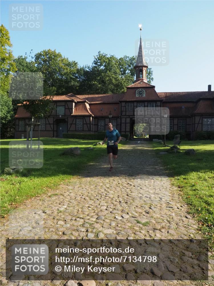 22.09.2024 - 32. Volkslauf durch das schöne Alstertal Miley Keyser http://msf.ph/oto/7134798 22.09.2024 10:55:41 Laufen 3371 meine-sportfotos.de