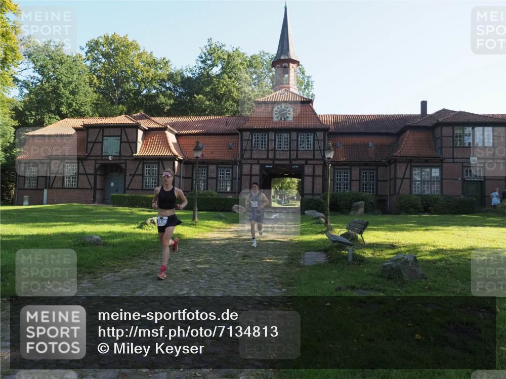 22.09.2024 - 32. Volkslauf durch das schöne Alstertal Miley Keyser http://msf.ph/oto/7134813 22.09.2024 10:54:48 Laufen 3938, 3250, 4757 meine-sportfotos.de