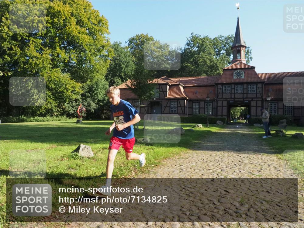 22.09.2024 - 32. Volkslauf durch das schöne Alstertal Miley Keyser http://msf.ph/oto/7134825 22.09.2024 10:54:08 Laufen 3324 meine-sportfotos.de