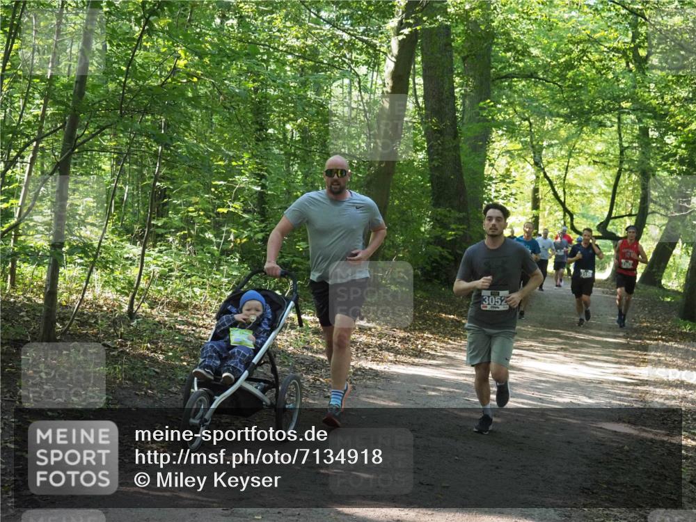 22.09.2024 - 32. Volkslauf durch das schöne Alstertal Miley Keyser http://msf.ph/oto/7134918 22.09.2024 10:51:46 Laufen 3052, 10 meine-sportfotos.de