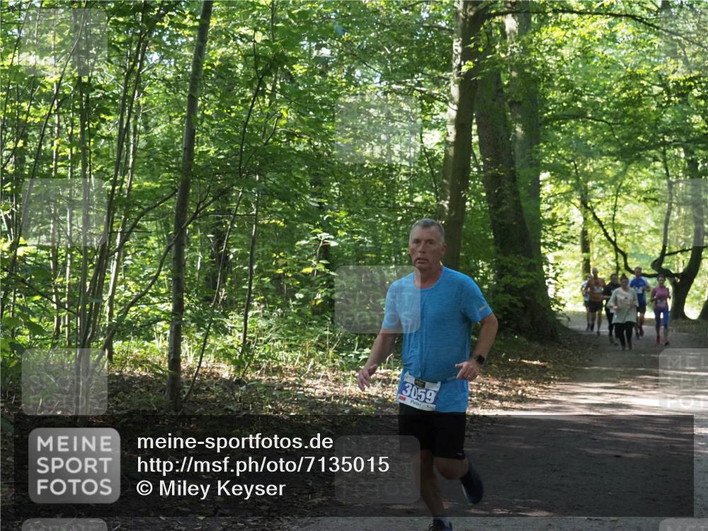 22.09.2024 - 32. Volkslauf durch das schöne Alstertal Miley Keyser http://msf.ph/oto/7135015 22.09.2024 10:50:52 Laufen 3059 meine-sportfotos.de