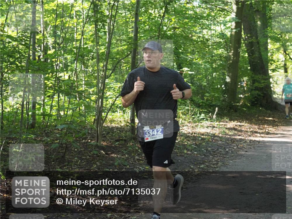 22.09.2024 - 32. Volkslauf durch das schöne Alstertal Miley Keyser http://msf.ph/oto/7135037 22.09.2024 10:50:42 Laufen 3342 meine-sportfotos.de