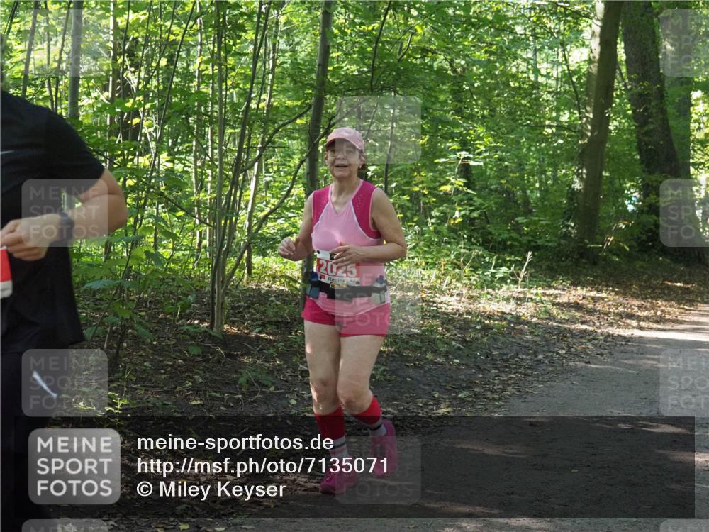 22.09.2024 - 32. Volkslauf durch das schöne Alstertal Miley Keyser http://msf.ph/oto/7135071 22.09.2024 10:50:24 Laufen 2025 meine-sportfotos.de