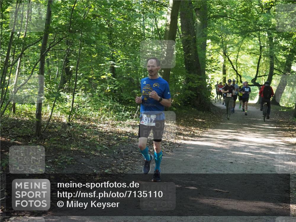 22.09.2024 - 32. Volkslauf durch das schöne Alstertal Miley Keyser http://msf.ph/oto/7135110 22.09.2024 10:50:05 Laufen 3317 meine-sportfotos.de