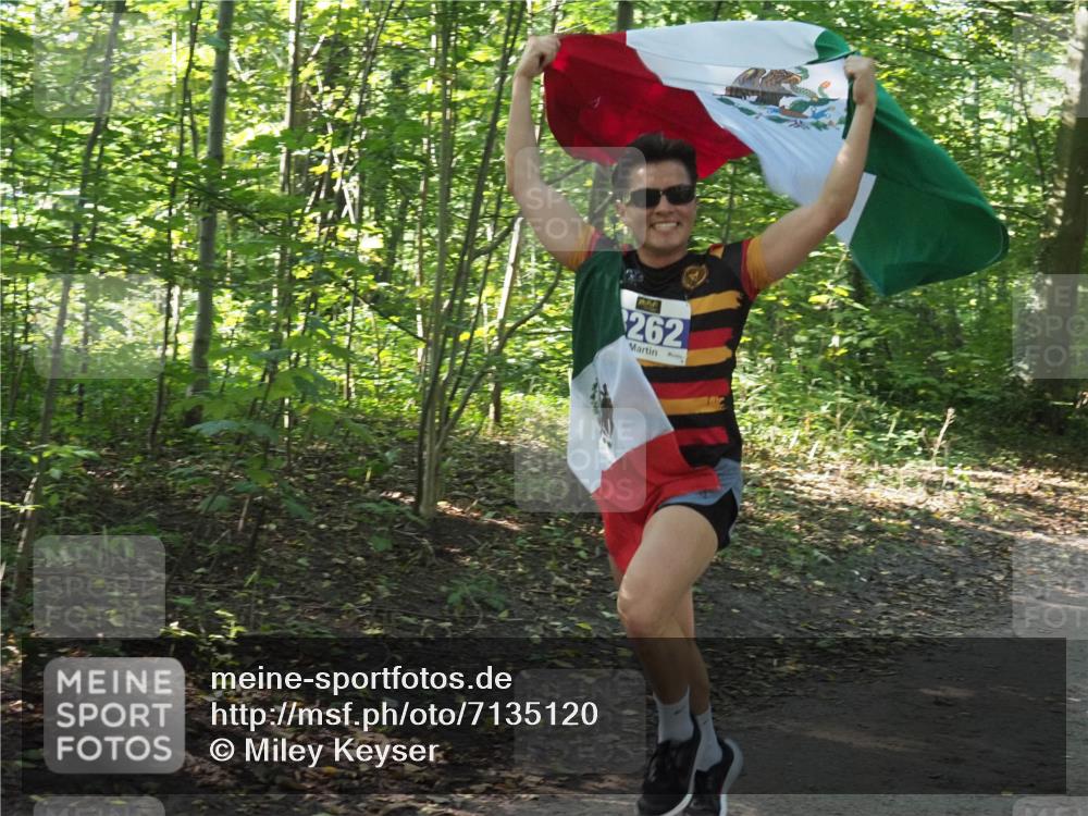 22.09.2024 - 32. Volkslauf durch das schöne Alstertal Miley Keyser http://msf.ph/oto/7135120 22.09.2024 10:50:01 Laufen 7436, 262 meine-sportfotos.de