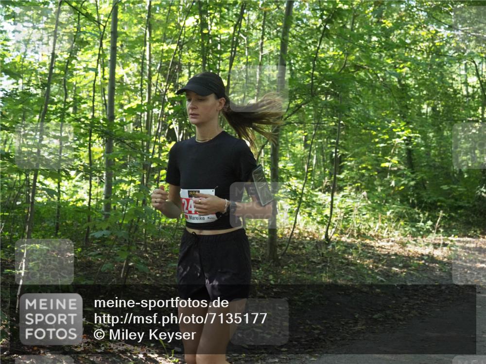 22.09.2024 - 32. Volkslauf durch das schöne Alstertal Miley Keyser http://msf.ph/oto/7135177 22.09.2024 10:49:17 Laufen 24 meine-sportfotos.de