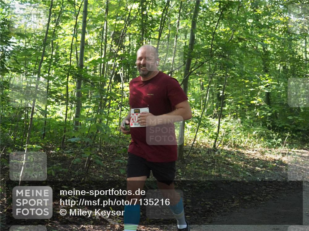 22.09.2024 - 32. Volkslauf durch das schöne Alstertal Miley Keyser http://msf.ph/oto/7135216 22.09.2024 10:49:05 Laufen 20 meine-sportfotos.de