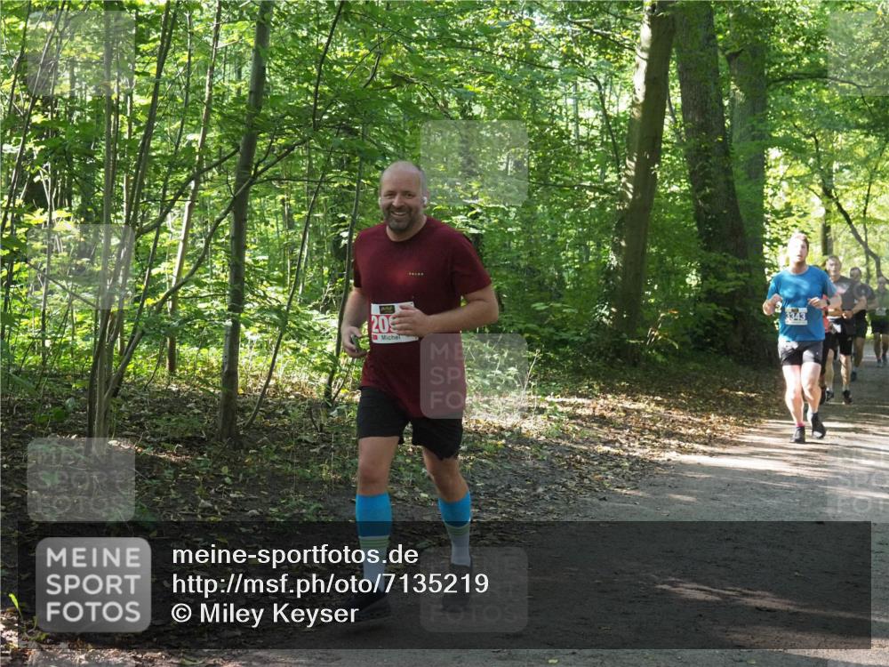 22.09.2024 - 32. Volkslauf durch das schöne Alstertal Miley Keyser http://msf.ph/oto/7135219 22.09.2024 10:49:04 Laufen 209, 3343 meine-sportfotos.de