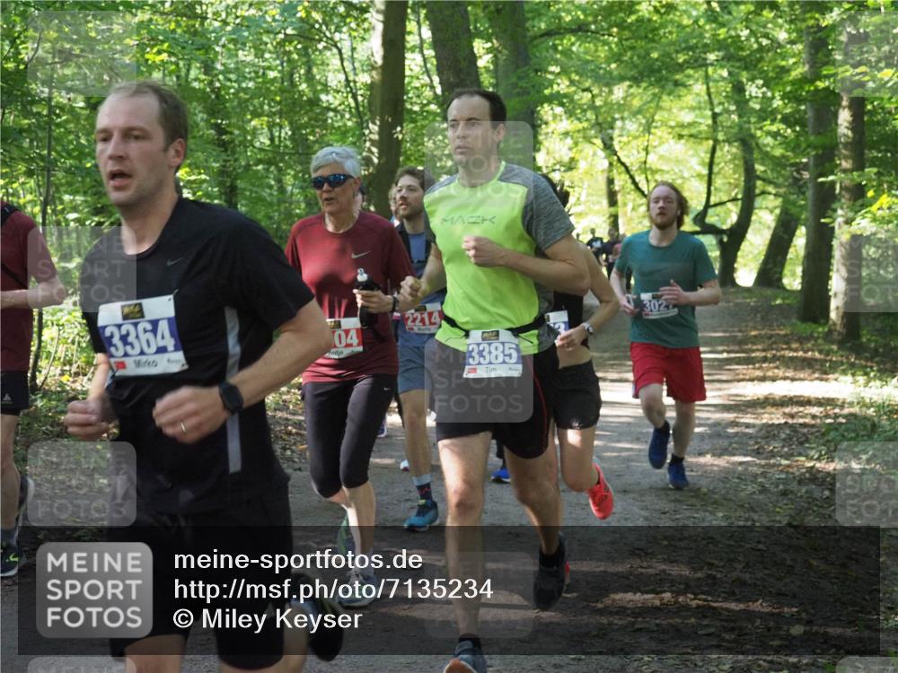 22.09.2024 - 32. Volkslauf durch das schöne Alstertal Miley Keyser http://msf.ph/oto/7135234 22.09.2024 10:48:58 Laufen 3364, 04, 2214, 3385, 302 meine-sportfotos.de