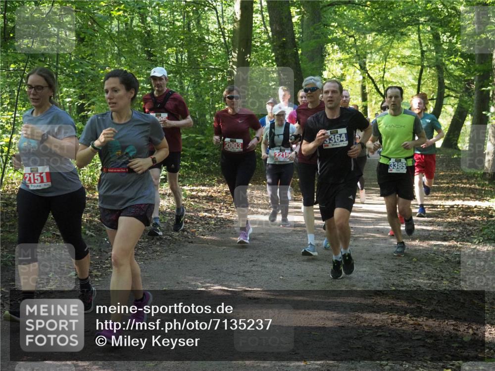 22.09.2024 - 32. Volkslauf durch das schöne Alstertal Miley Keyser http://msf.ph/oto/7135237 22.09.2024 10:48:56 Laufen 2151, 2003, 2215, 3364, 3385 meine-sportfotos.de