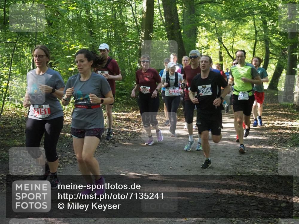22.09.2024 - 32. Volkslauf durch das schöne Alstertal Miley Keyser http://msf.ph/oto/7135241 22.09.2024 10:48:56 Laufen 2151, 2003, 2215, 3364, 3385 meine-sportfotos.de