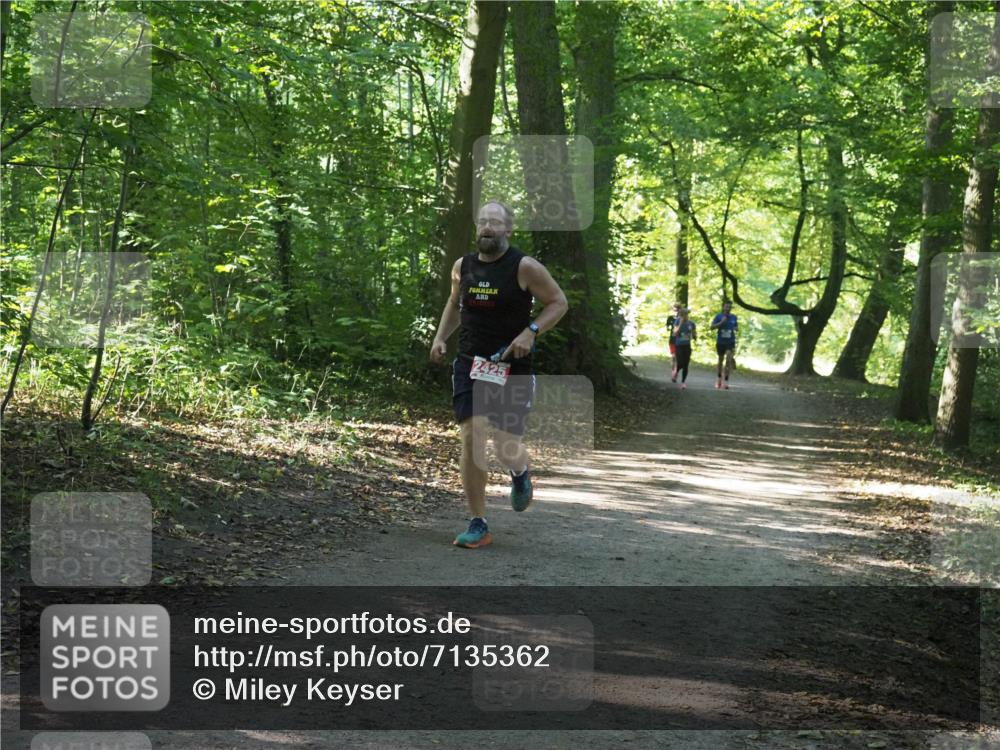 22.09.2024 - 32. Volkslauf durch das schöne Alstertal Miley Keyser http://msf.ph/oto/7135362 22.09.2024 10:47:59 Laufen 2425 meine-sportfotos.de