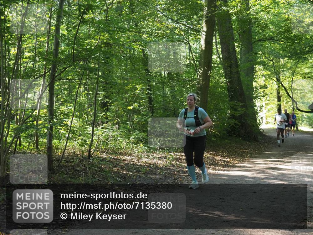 22.09.2024 - 32. Volkslauf durch das schöne Alstertal Miley Keyser http://msf.ph/oto/7135380 22.09.2024 10:47:50 Laufen  meine-sportfotos.de