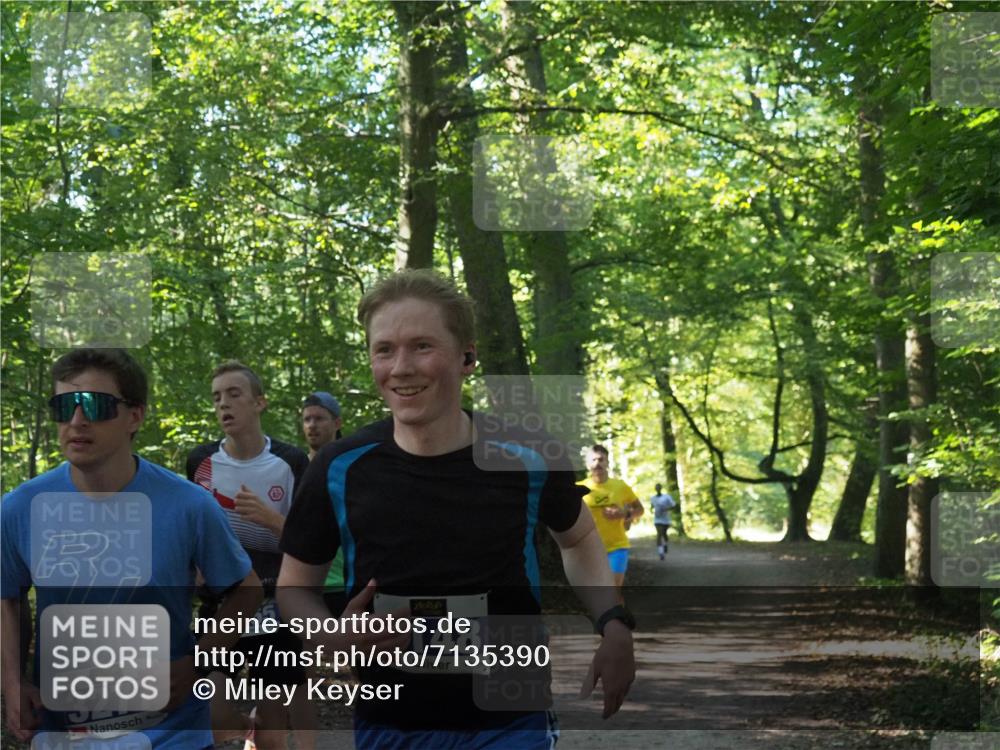22.09.2024 - 32. Volkslauf durch das schöne Alstertal Miley Keyser http://msf.ph/oto/7135390 22.09.2024 10:47:45 Laufen 3277, 65, 148 meine-sportfotos.de