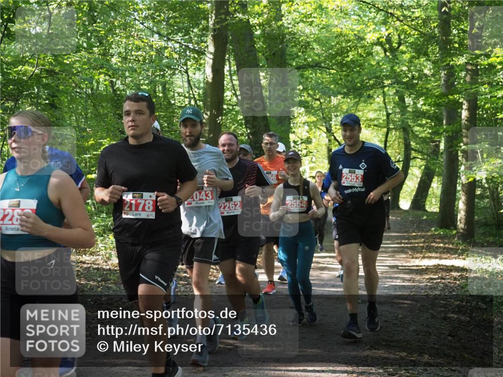 22.09.2024 - 32. Volkslauf durch das schöne Alstertal Miley Keyser http://msf.ph/oto/7135436 22.09.2024 10:47:31 Laufen 226, 2178, 2043, 2262, 2554, 2553 meine-sportfotos.de
