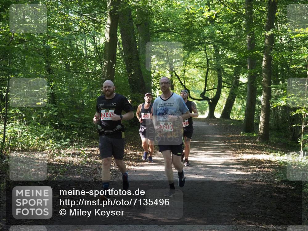 22.09.2024 - 32. Volkslauf durch das schöne Alstertal Miley Keyser http://msf.ph/oto/7135496 22.09.2024 10:47:12 Laufen 2141, 380, 2219, 427 meine-sportfotos.de