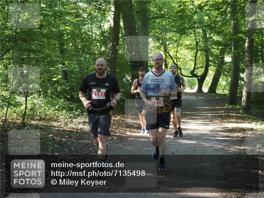 22.09.2024 - 32. Volkslauf durch das schöne Alstertal Miley Keyser http://msf.ph/oto/7135498 22.09.2024 10:47:12 Laufen 2141, 3, 219, 147 meine-sportfotos.de