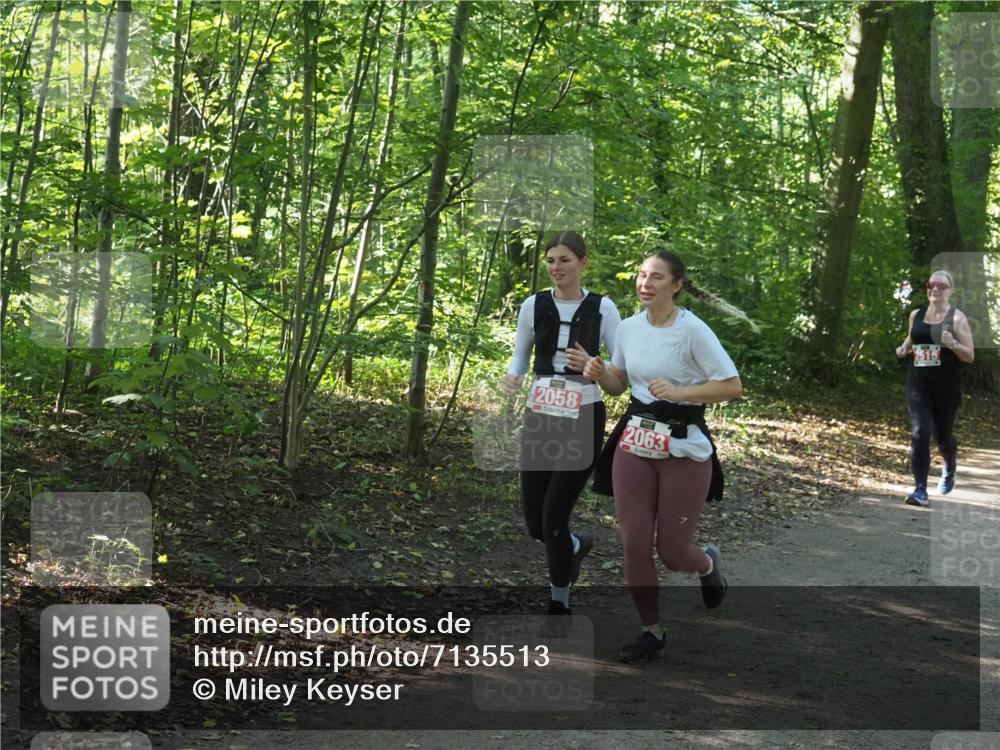 22.09.2024 - 32. Volkslauf durch das schöne Alstertal Miley Keyser http://msf.ph/oto/7135513 22.09.2024 10:47:01 Laufen 2058, 2063 meine-sportfotos.de
