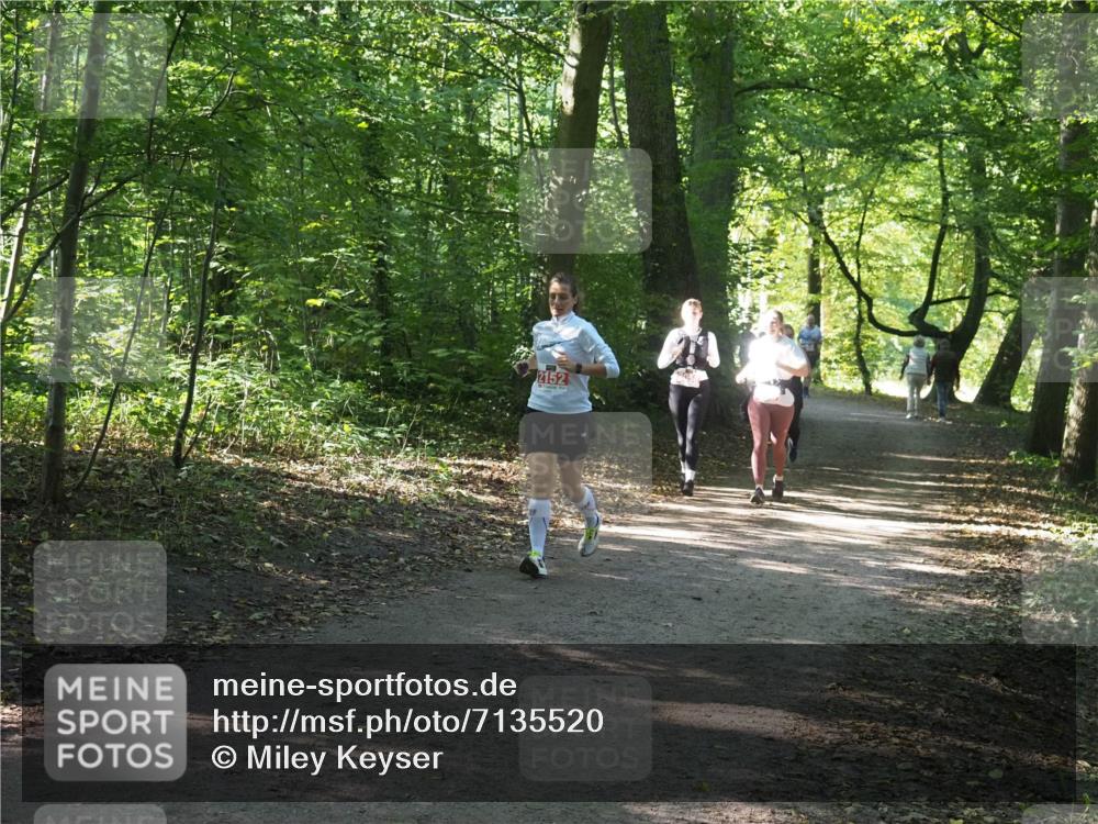 22.09.2024 - 32. Volkslauf durch das schöne Alstertal Miley Keyser http://msf.ph/oto/7135520 22.09.2024 10:46:58 Laufen 2152 meine-sportfotos.de