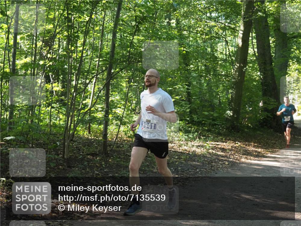 22.09.2024 - 32. Volkslauf durch das schöne Alstertal Miley Keyser http://msf.ph/oto/7135539 22.09.2024 10:46:51 Laufen 3941 meine-sportfotos.de