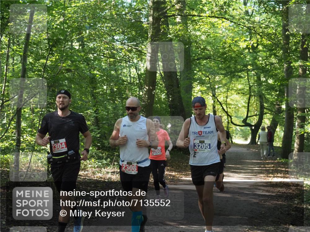 22.09.2024 - 32. Volkslauf durch das schöne Alstertal Miley Keyser http://msf.ph/oto/7135552 22.09.2024 10:46:48 Laufen 2304, 2308, 2260, 3205 meine-sportfotos.de