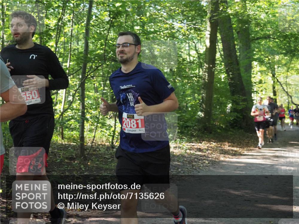 22.09.2024 - 32. Volkslauf durch das schöne Alstertal Miley Keyser http://msf.ph/oto/7135626 22.09.2024 10:46:19 Laufen 550, 2081 meine-sportfotos.de