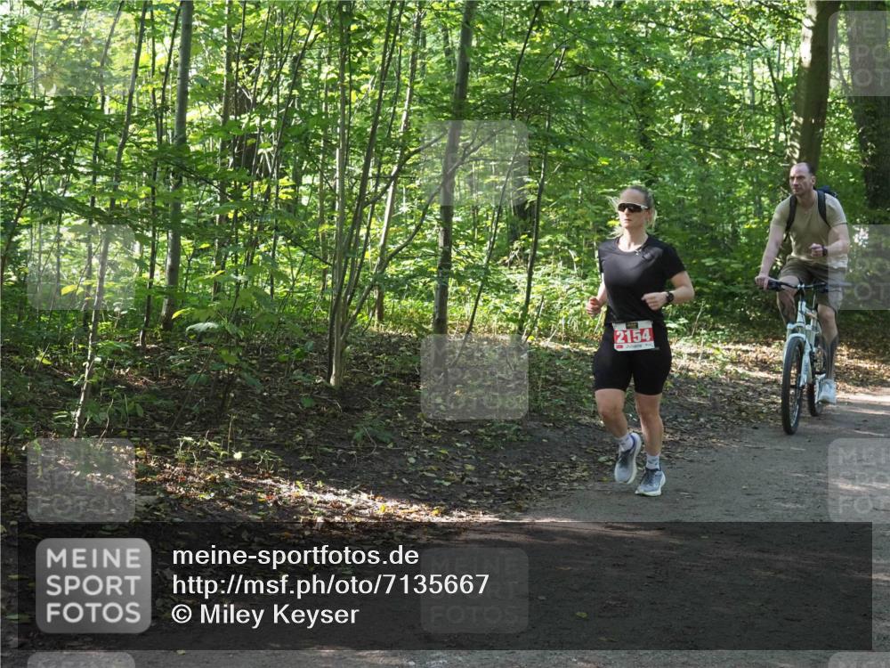 22.09.2024 - 32. Volkslauf durch das schöne Alstertal Miley Keyser http://msf.ph/oto/7135667 22.09.2024 10:45:54 Laufen 2154 meine-sportfotos.de